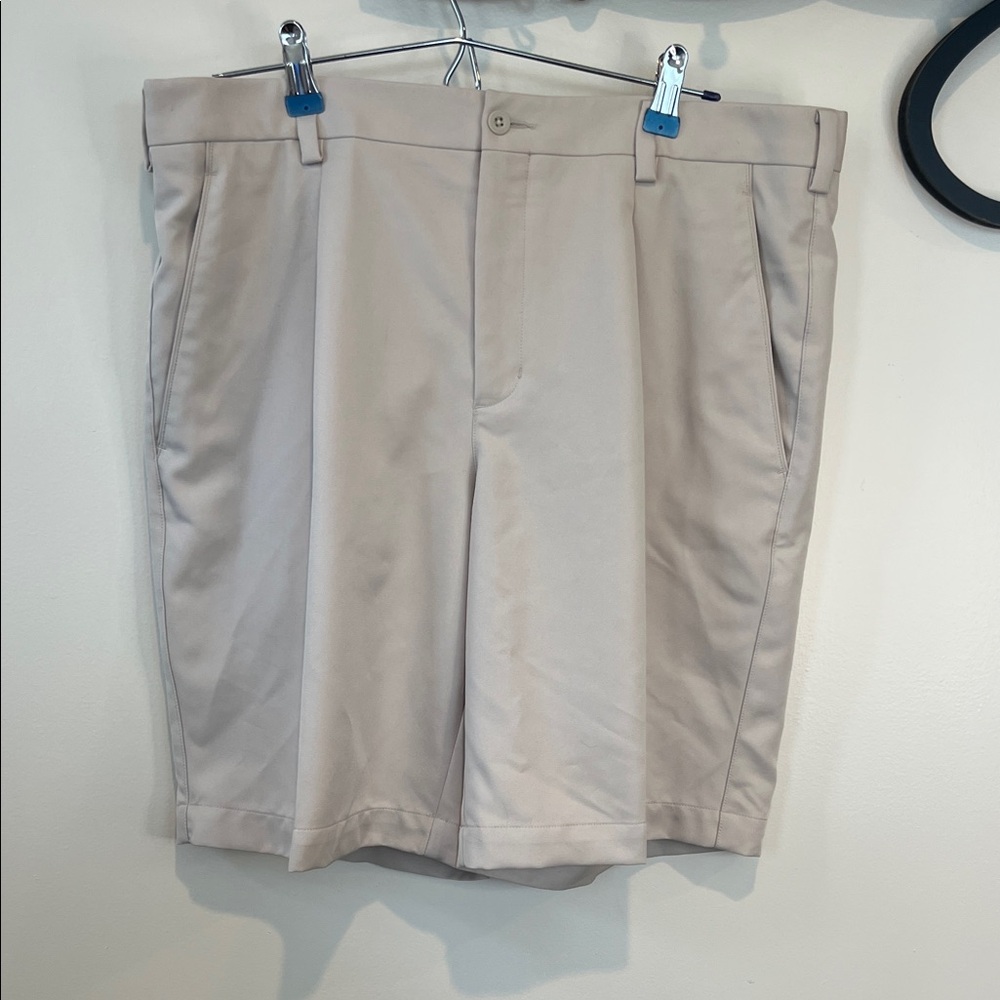 Nike Golf Men's Light Tan Shorts